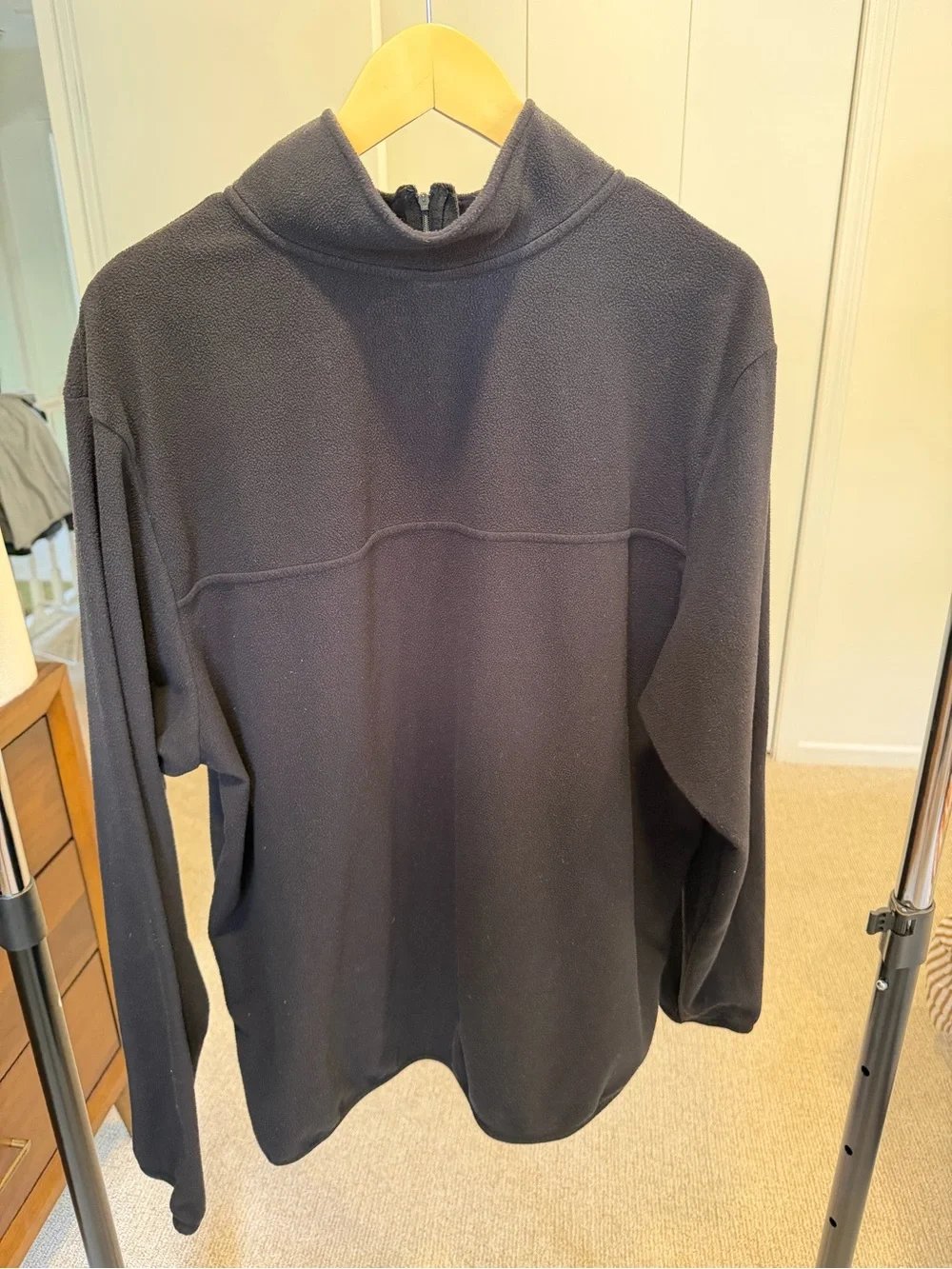 The North Face Men’s Black Half-Zip Fleece Pullover